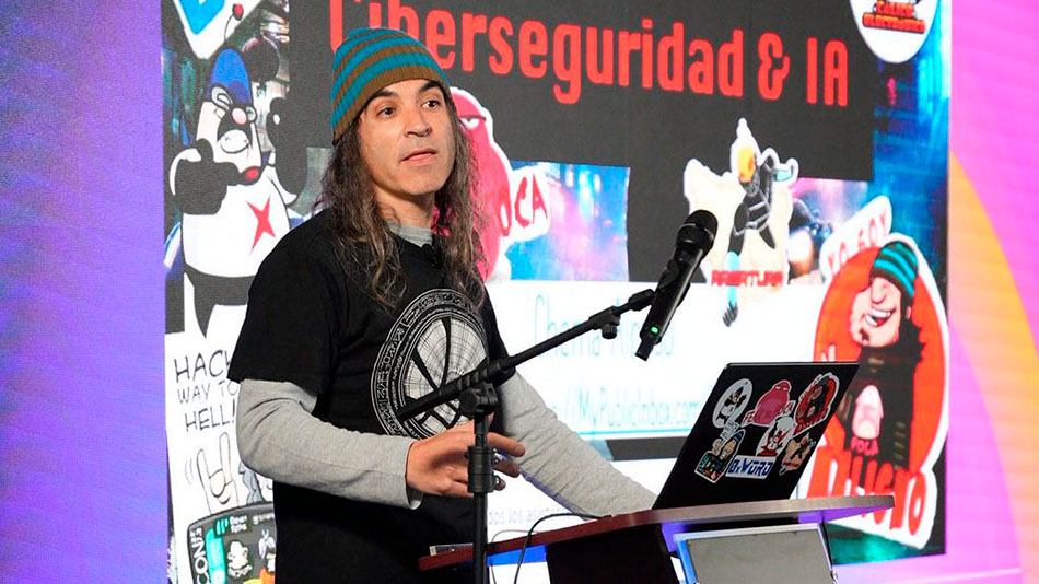 UNIR Innovation Day Miami: Chema Alonso and Iker Casillas Lead the Charge for Cibersecurity and AI Education 3 chema1, UNIR Innovation Day Miami: Chema Alonso and Iker Casillas Lead the Charge for Cibersecurity and AI Education