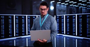 ¿Qué es un ingeniero de la nube y cómo convertirse en uno?