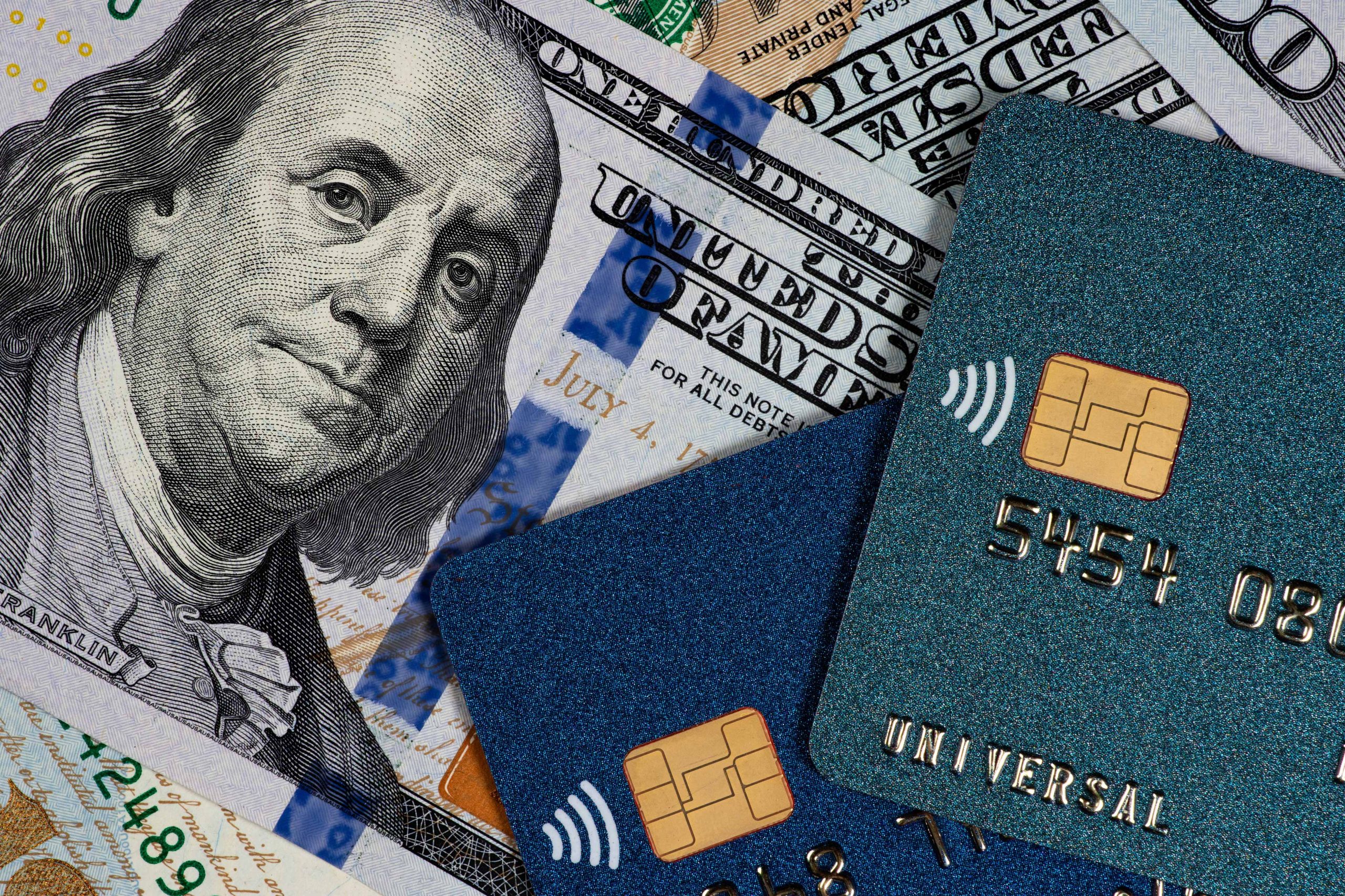 What is the Best Way to Build Credit? Tips and Common Mistakes to Avoid