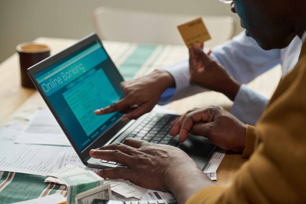 What is the Best Way to Build Credit? Tips and Common Mistakes to Avoid 3 shutterstock 2707124475, What is the Best Way to Build Credit? Tips and Common Mistakes to Avoid