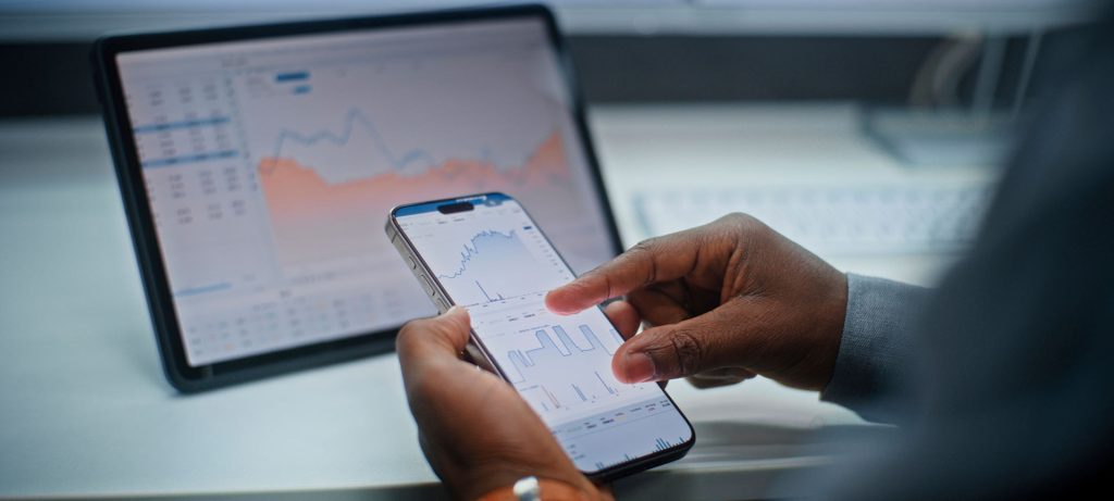 What Is an Investment Banking Analyst and What Do They Do? 3 banking, What Is an Investment Banking Analyst and What Do They Do?
